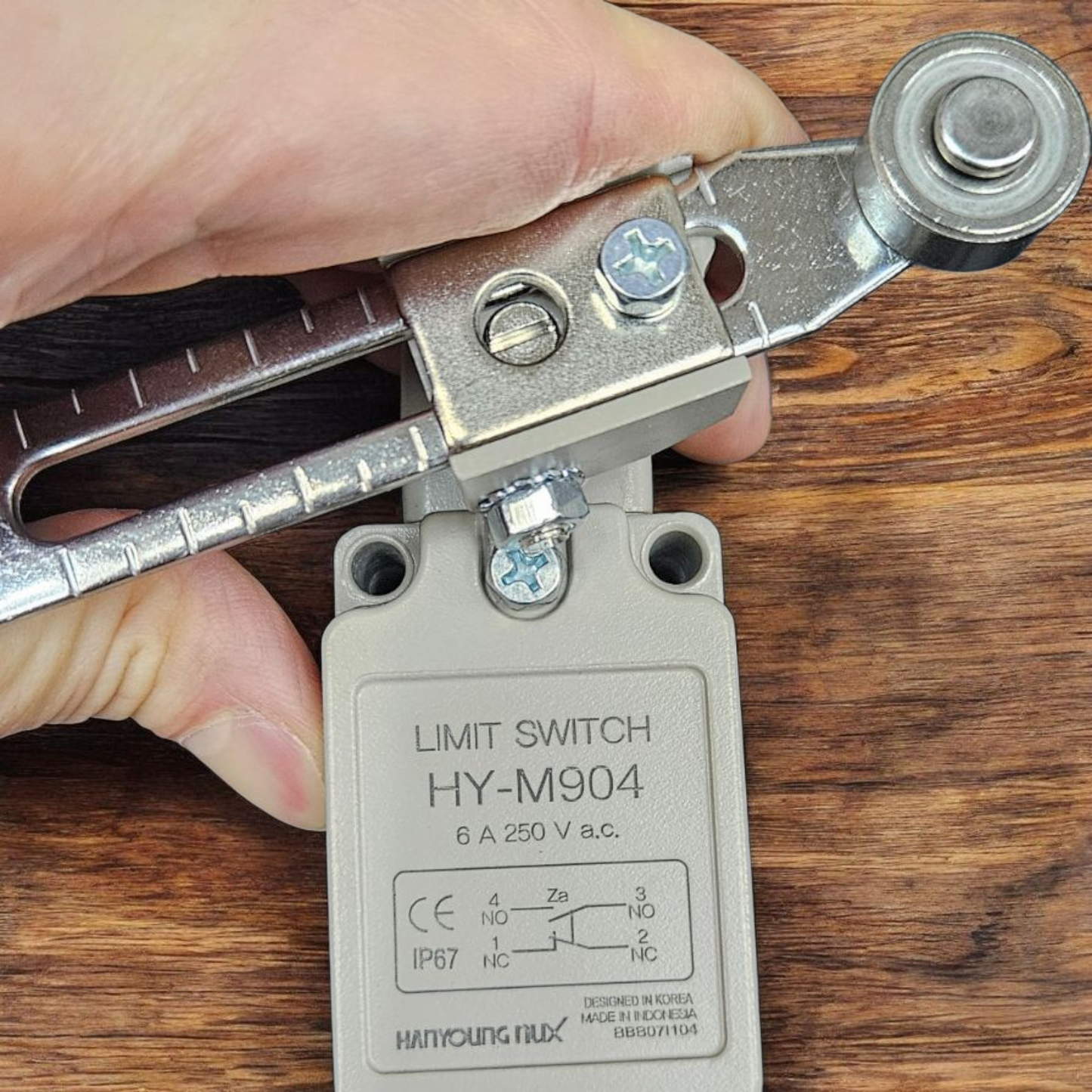 Hanyoung Nux Limit Switch, HY-M904