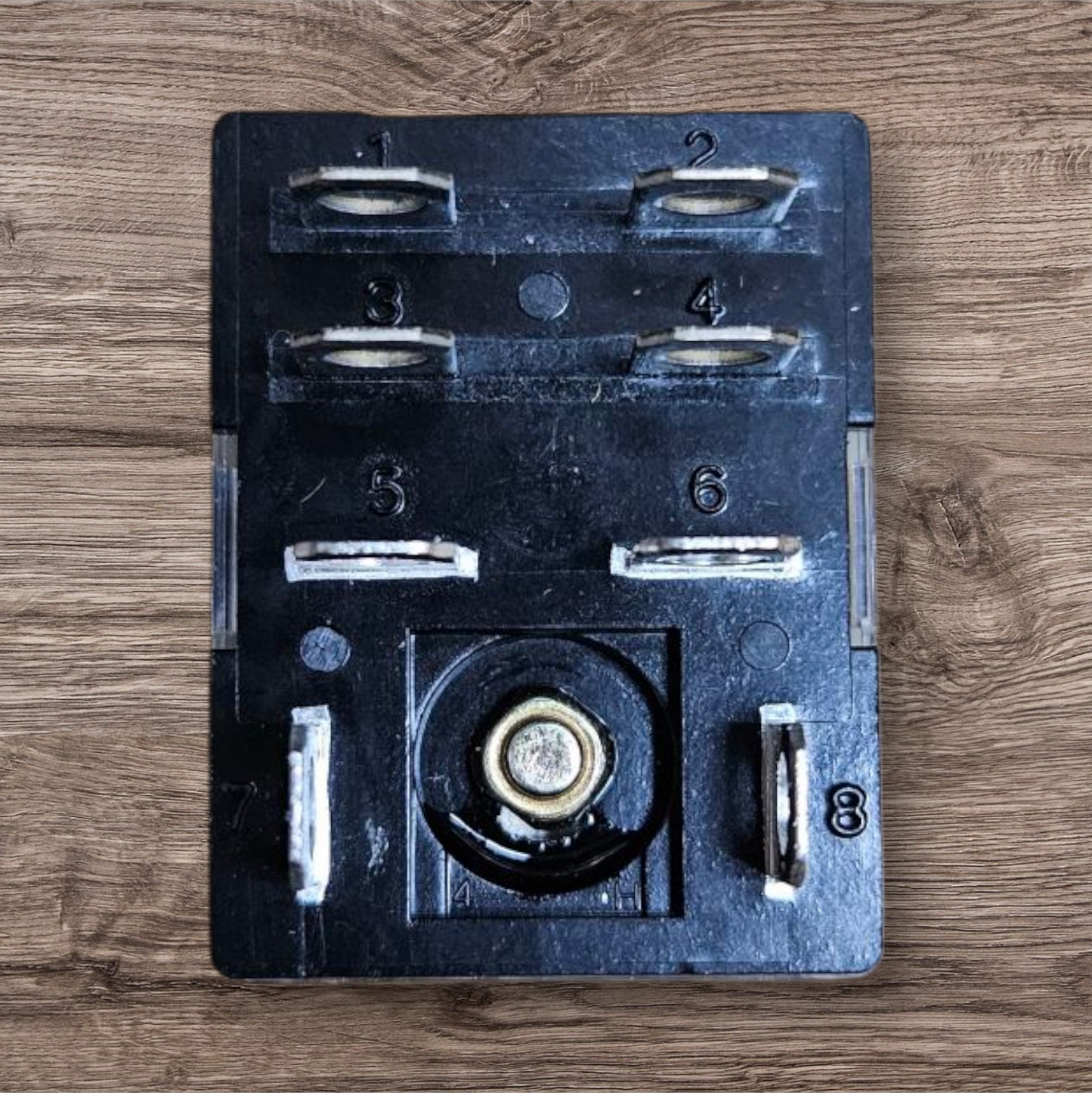 Matsushita Relay HL2