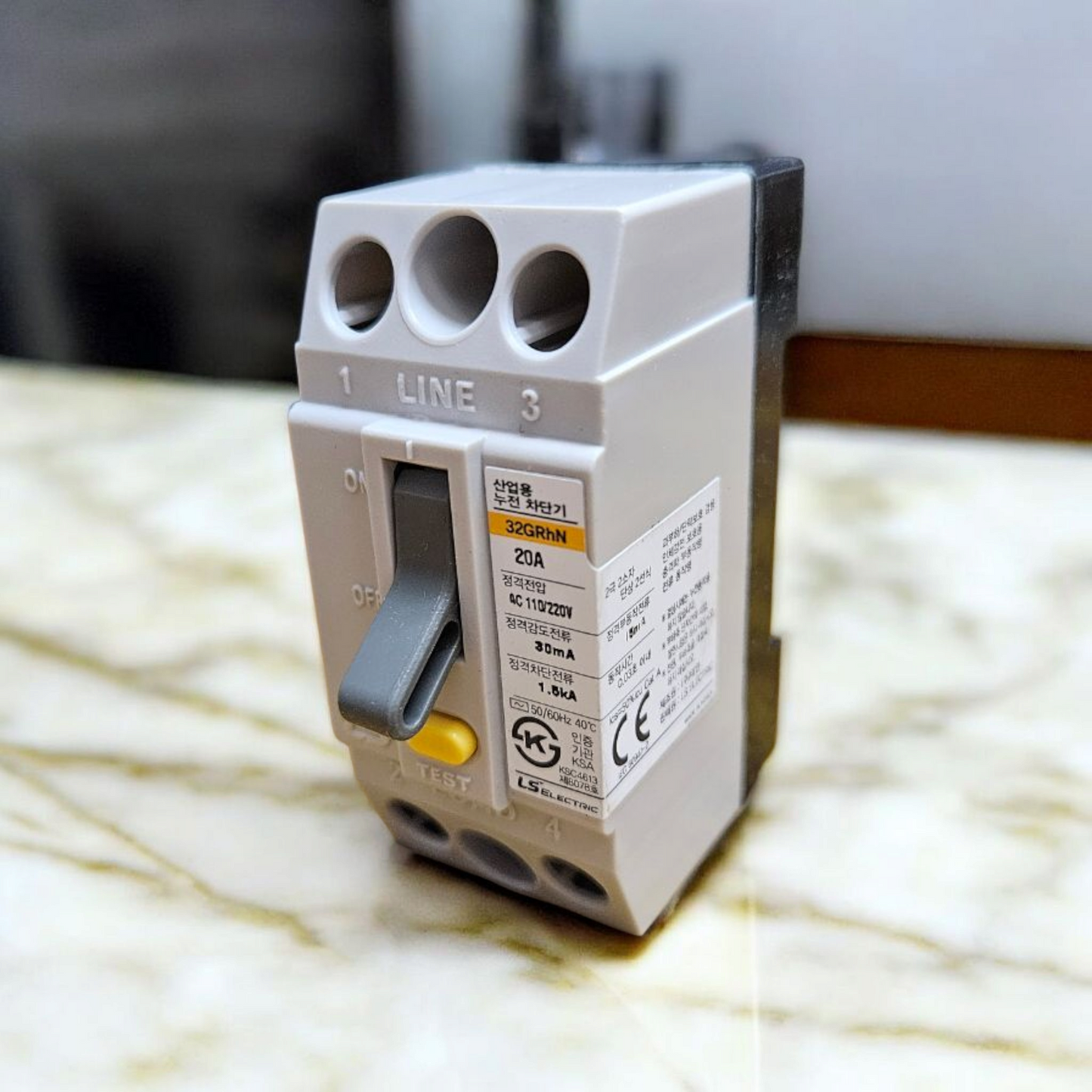 LS Electric 32GRhN, 20A, 30mA Trip, ELCB