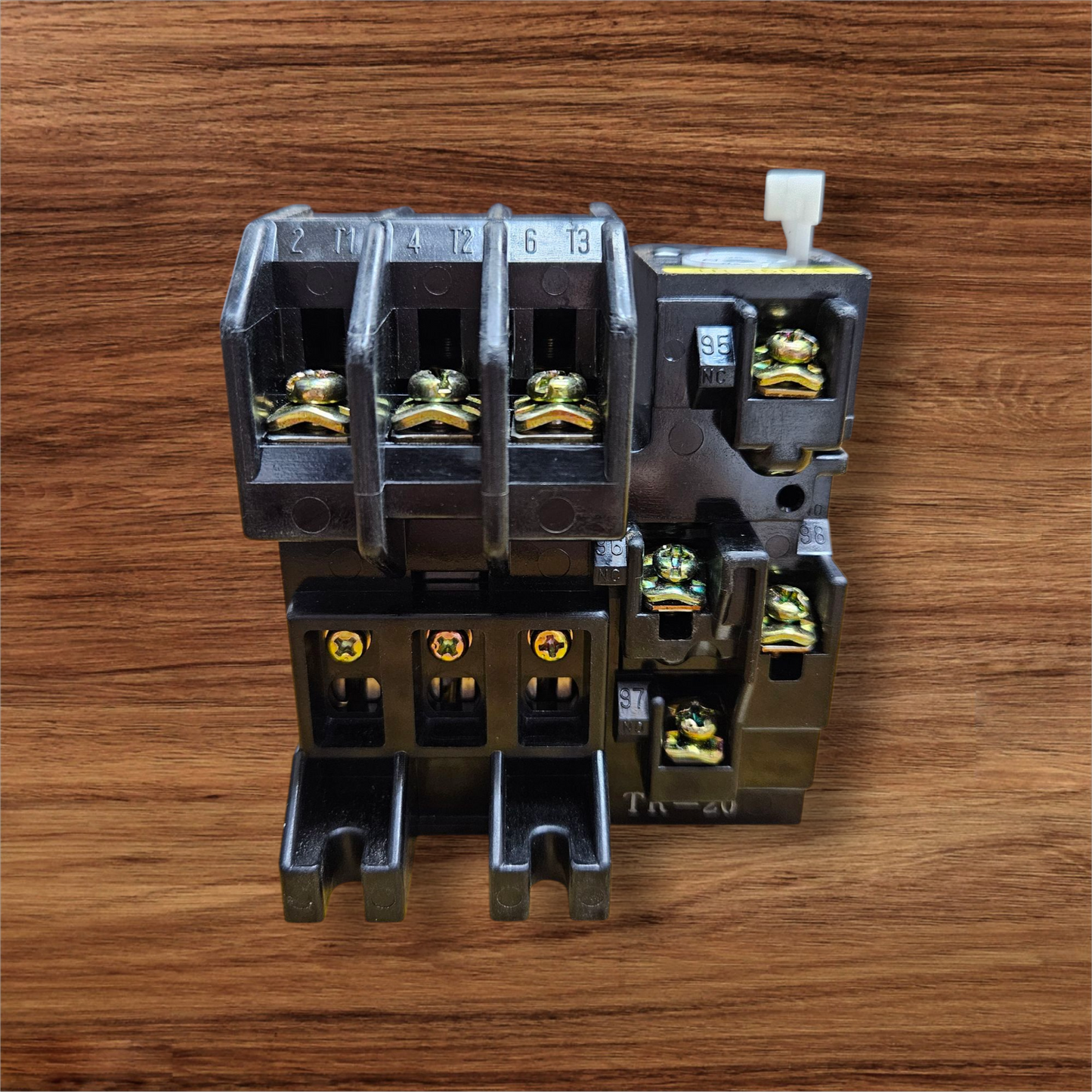 Fuji Thermal Overload Relay TR-1SN/3, 20-26A