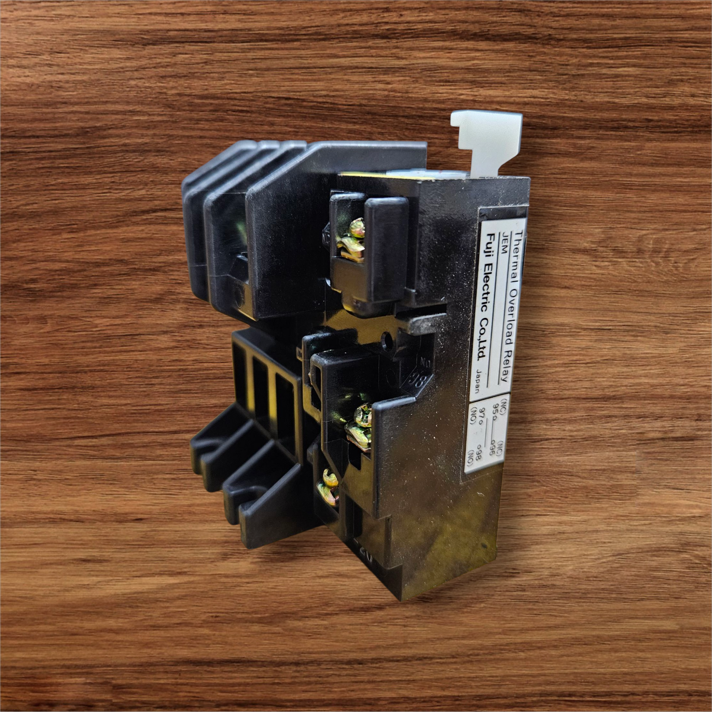 Fuji Thermal Overload Relay TR-1SN/3, 20-26A