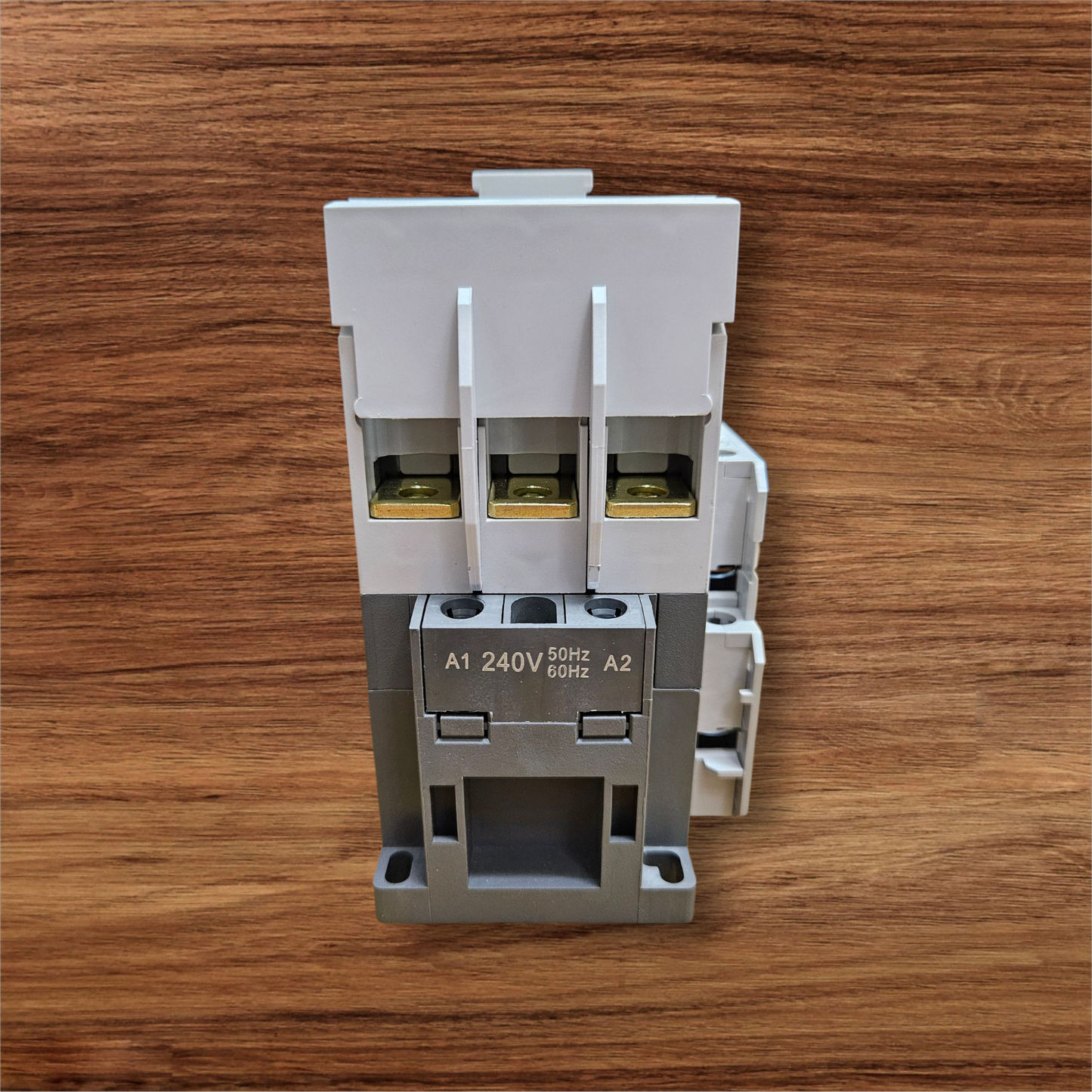 LS Electric Metasol Magnetic Contactor MC-65a, 240VAC