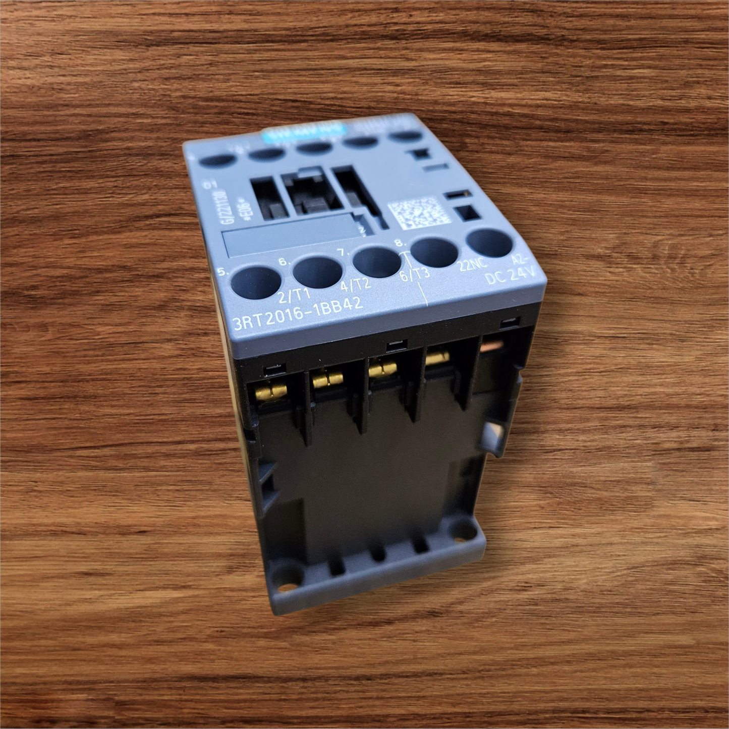 Siemens Magnetic Contactor 3RT2016-1BB42