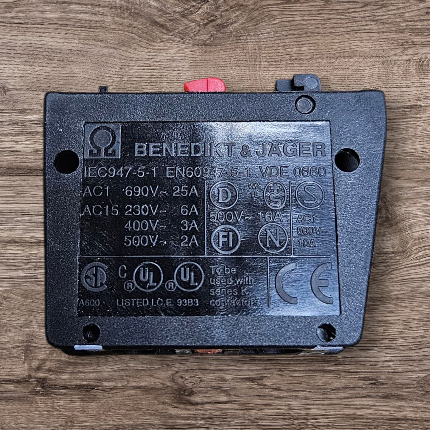 BENEDIKT & JAGER HA01, 1NC