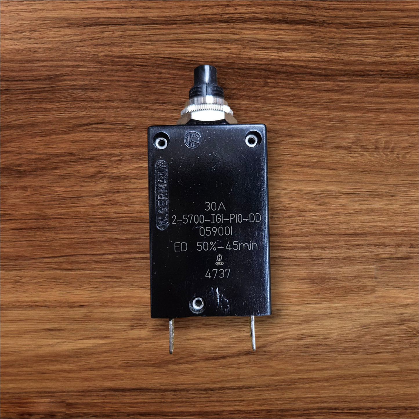 ETA 2-5700-IG1-P10-DD Thermal Overcurrent Circuit Breaker