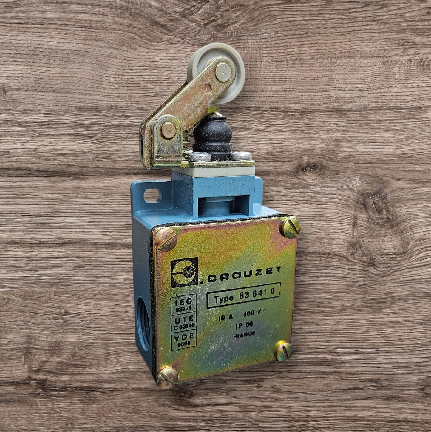 Crouzet Limit Switch 838410