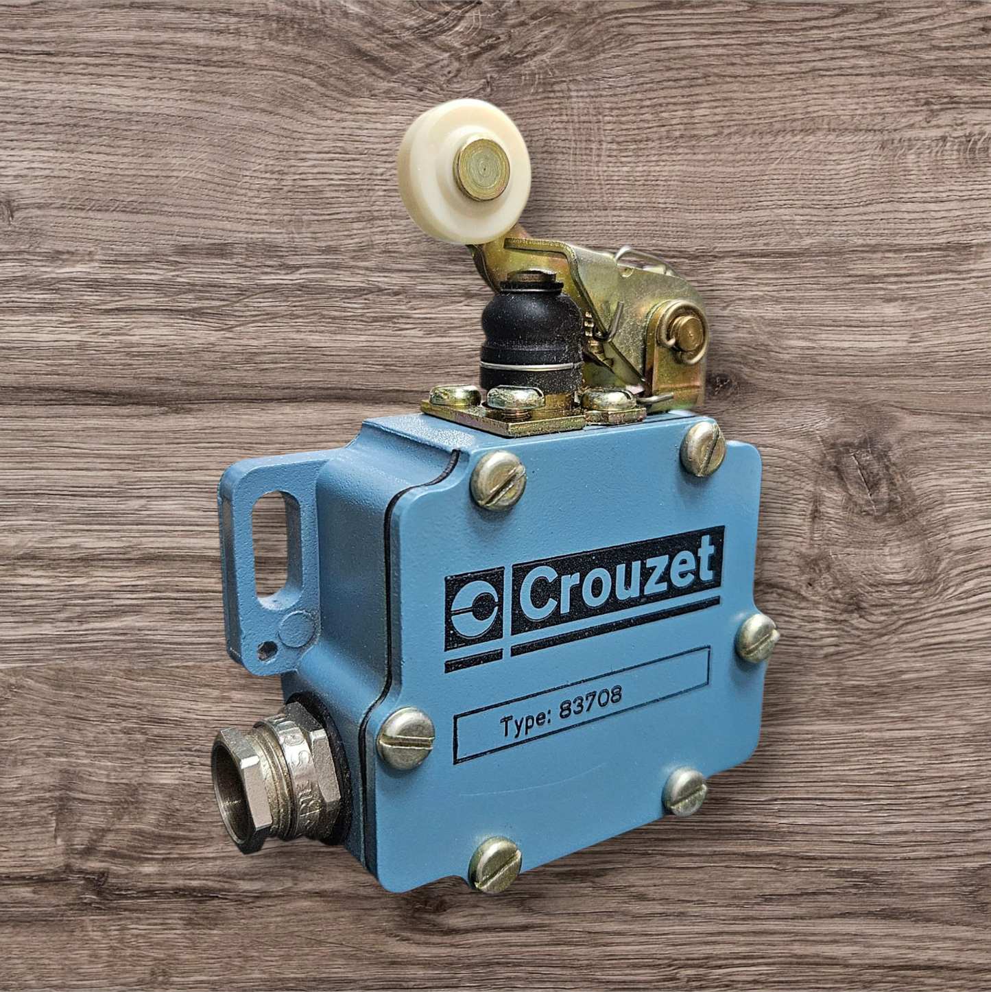 Crouzet Limit Switch 83708 Plunger Roller