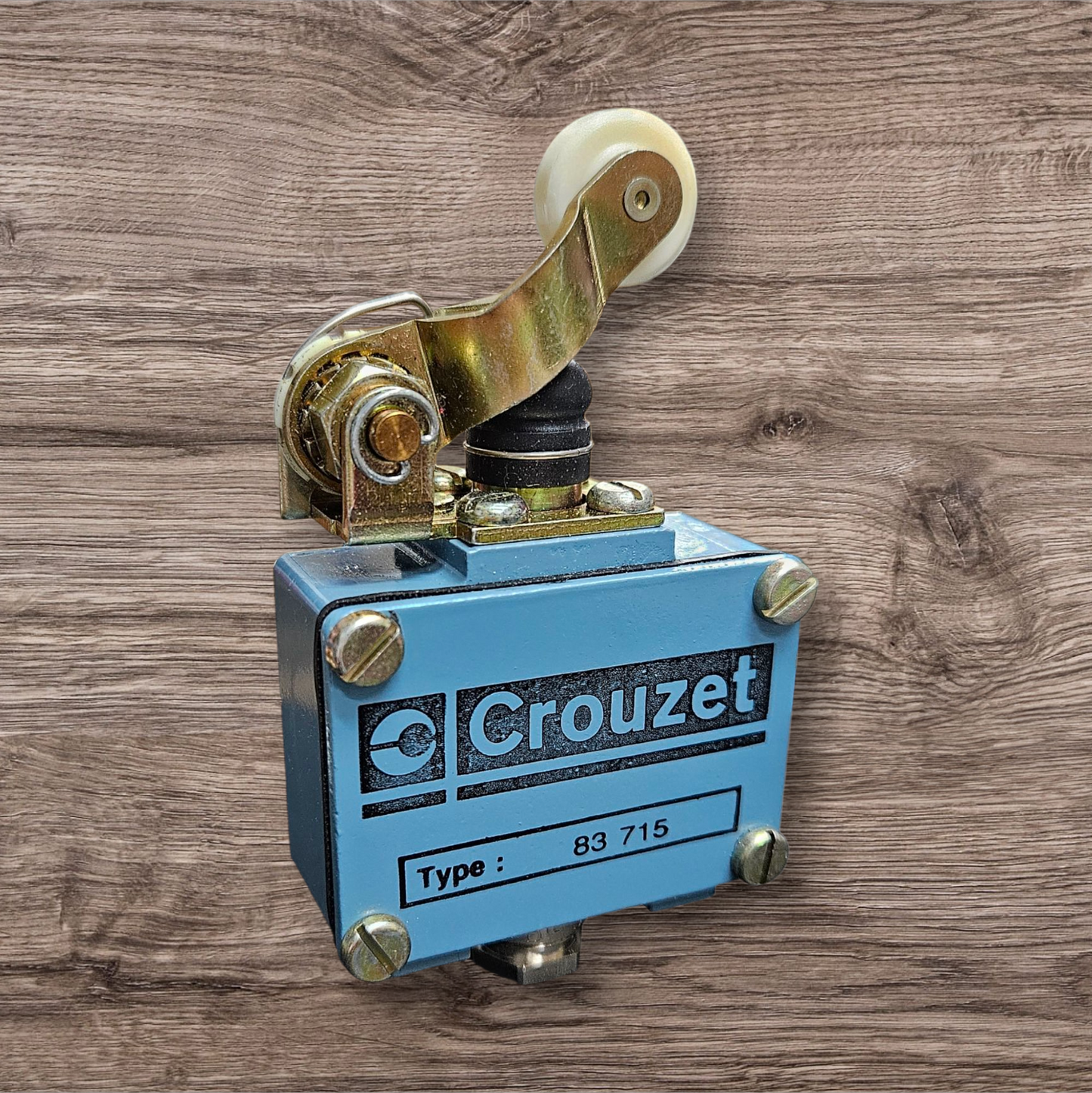 Crouzet Limit Switch 83715