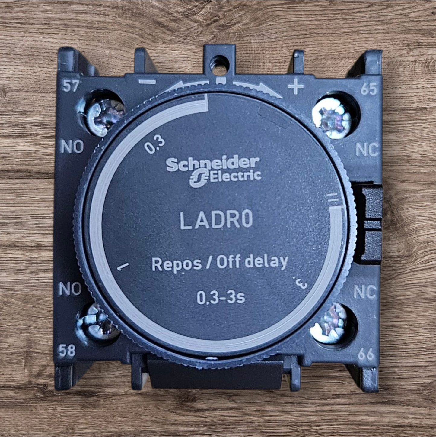 Schneider LADR0 Off Delay Timer