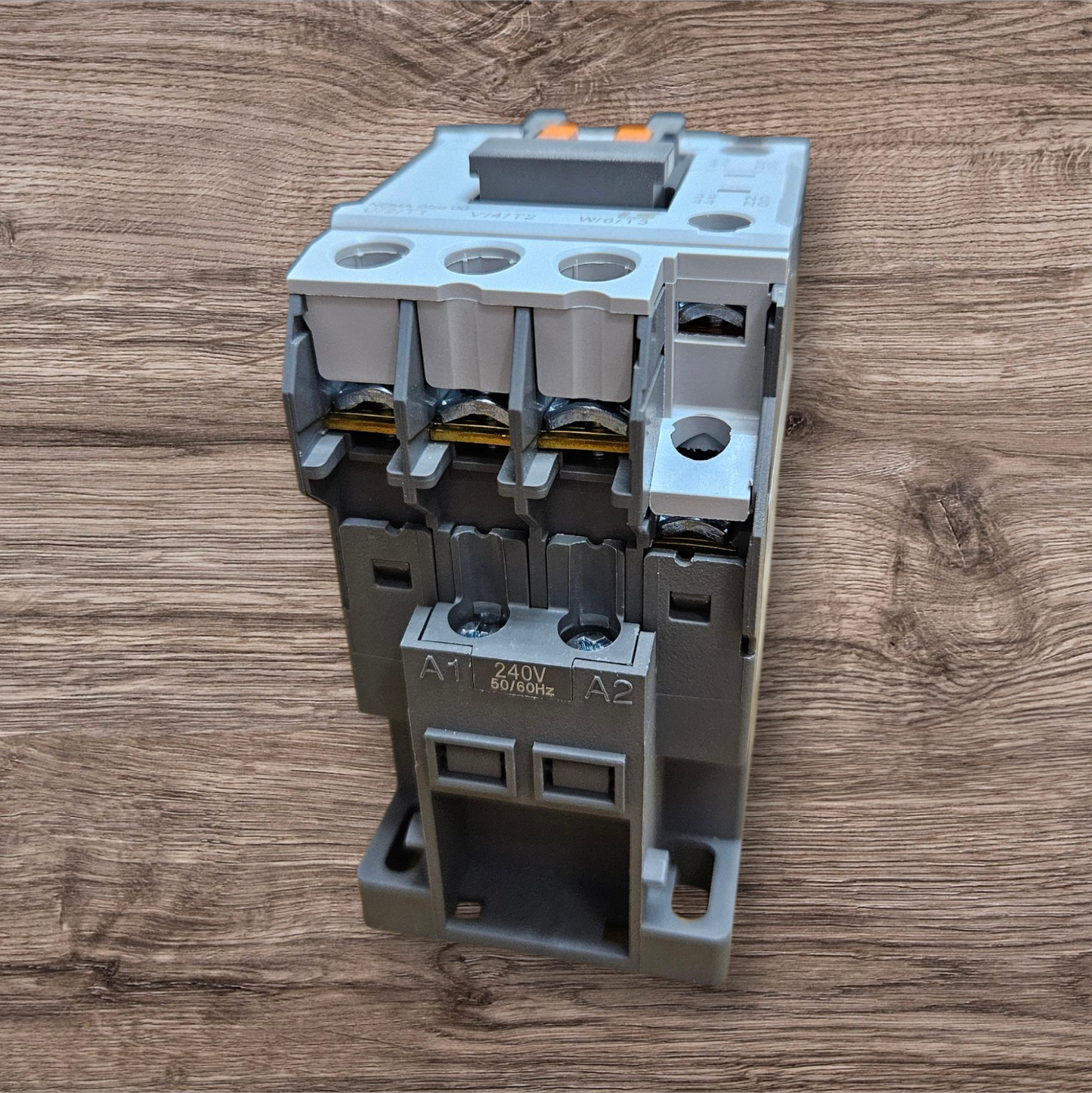 LS Electric Magnetic Contactor, MC-9B, 240VAC, AC3-9A, 4KW