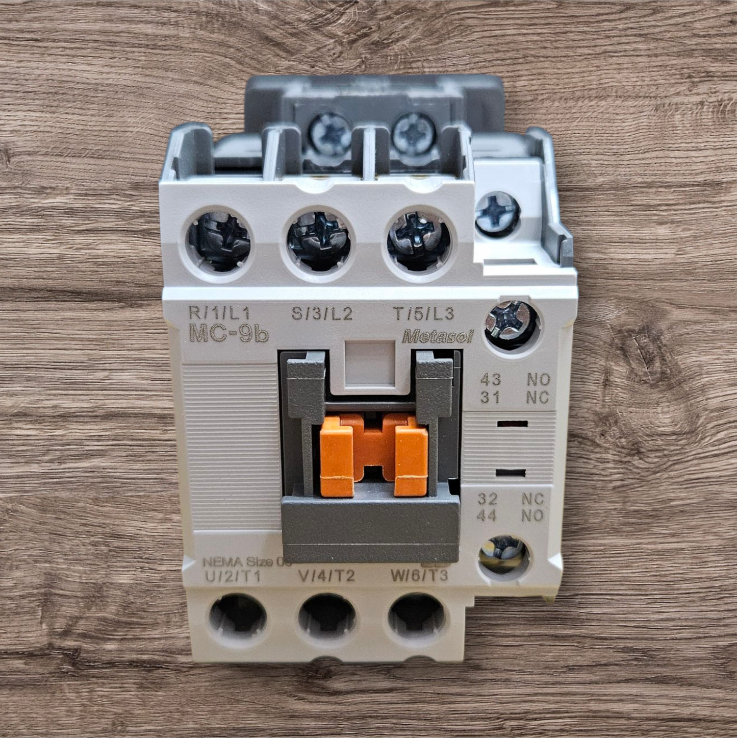 LS Electric Magnetic Contactor, MC-9B, 240VAC, AC3-9A, 4KW