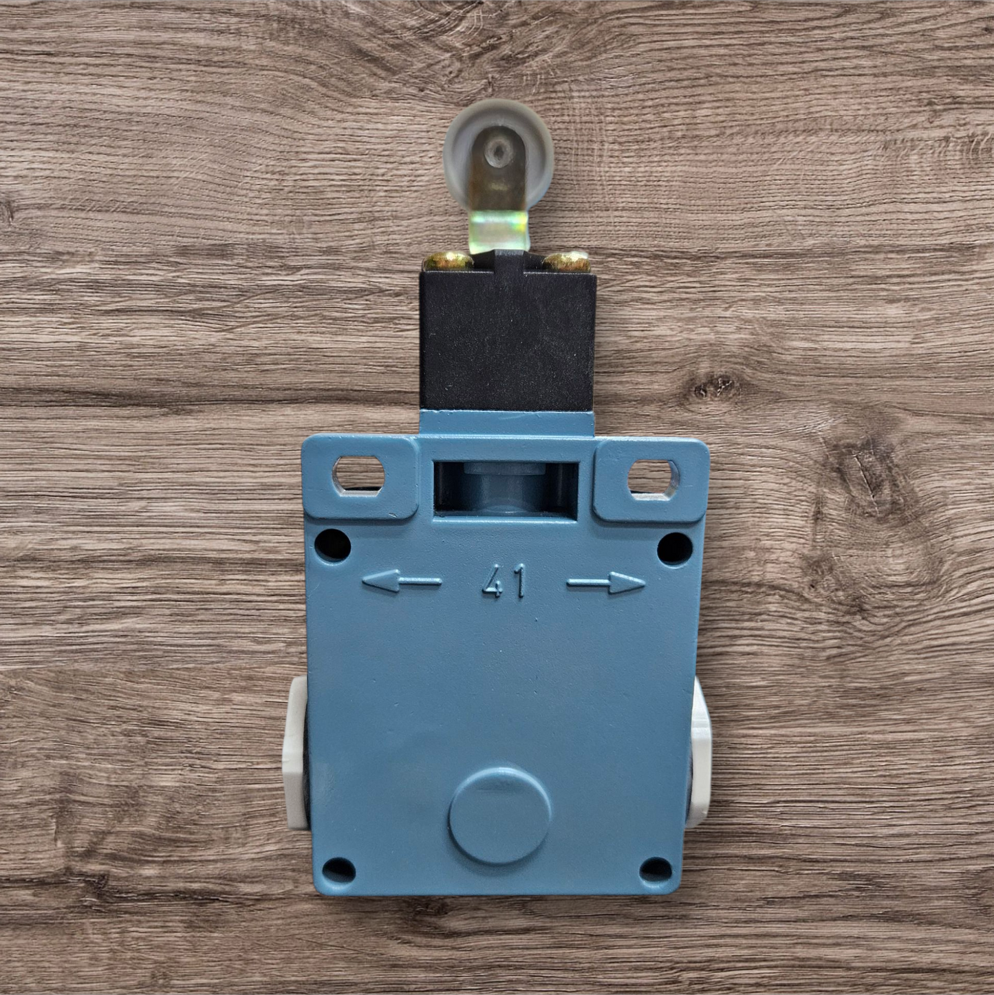 Crouzet Limit Switch 838430