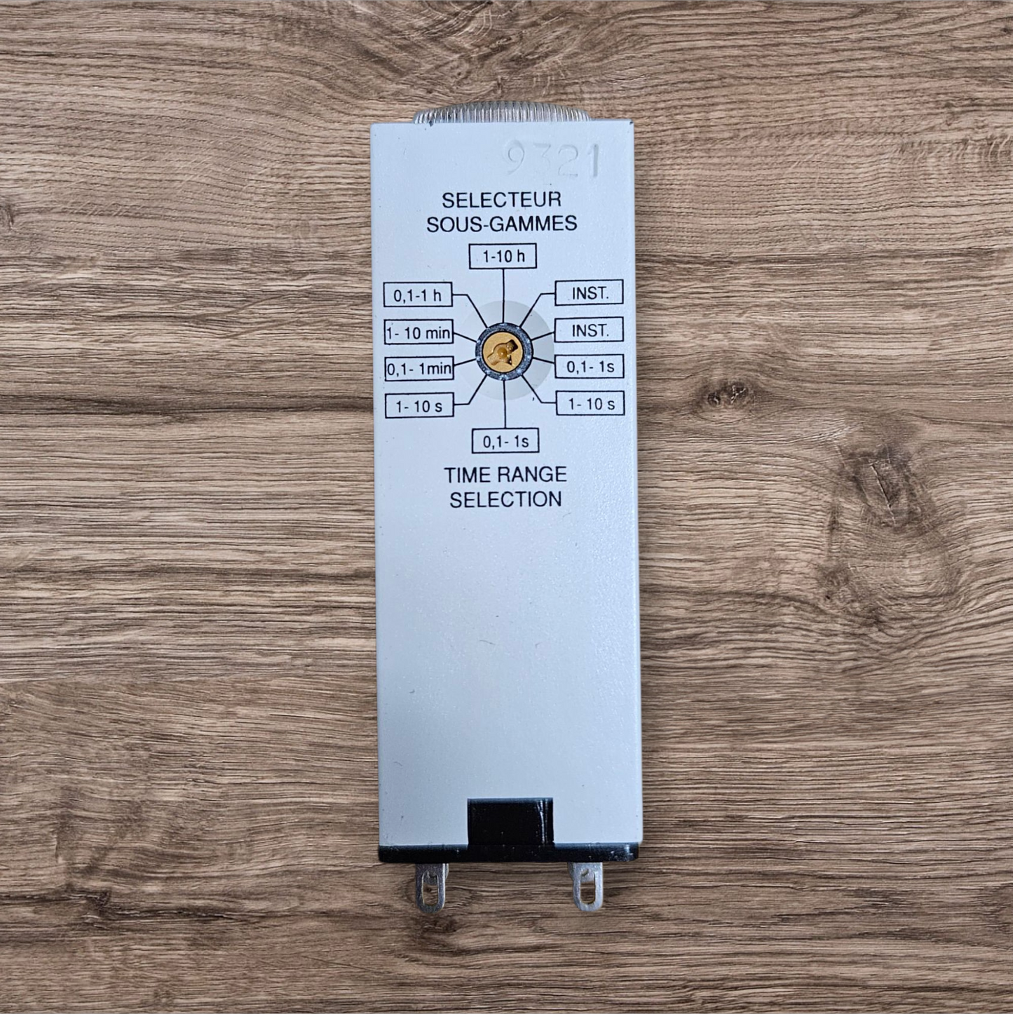 Crouzet Timer Relay RTMA2 110V-127VAC Code: 88 895 106