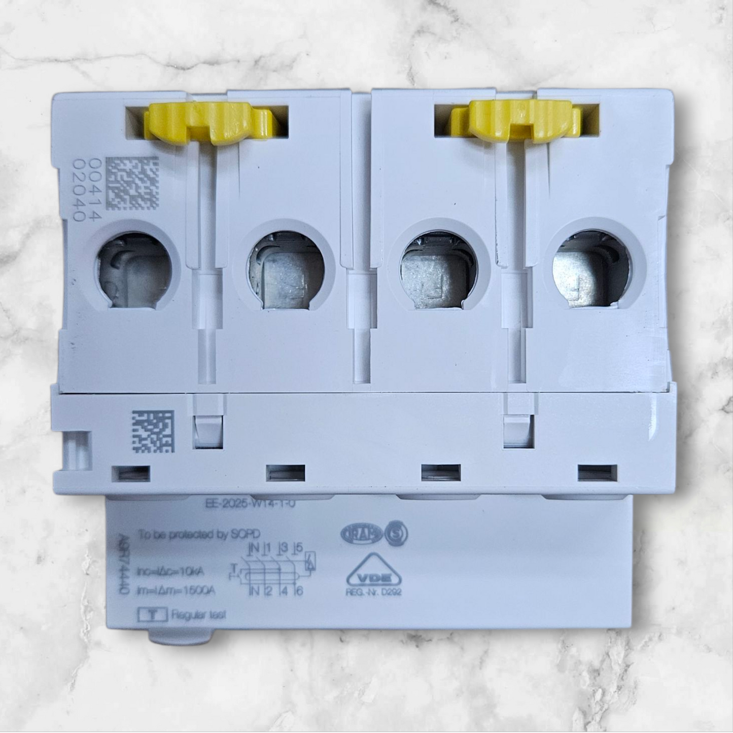 Schneider RCCB A9R74440, 4 Pole, 40A 300mA Trip