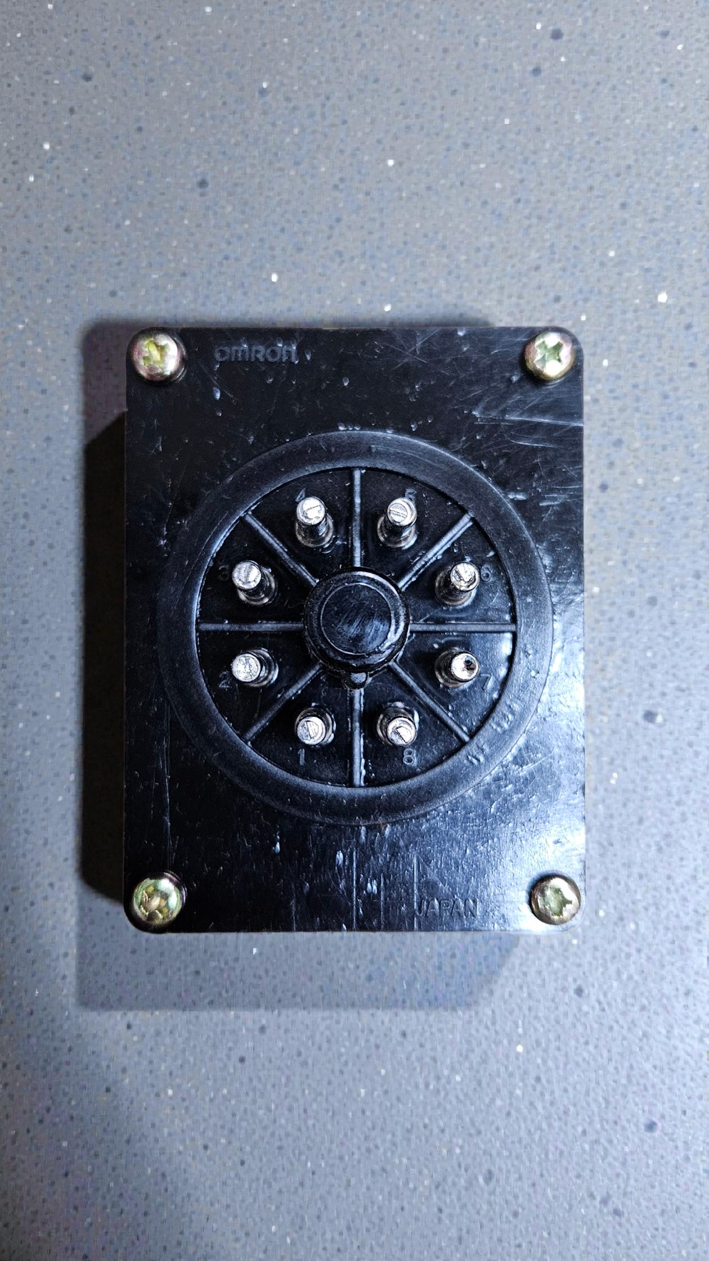 Omron APR-S Phase Reversal Relay 200/220V