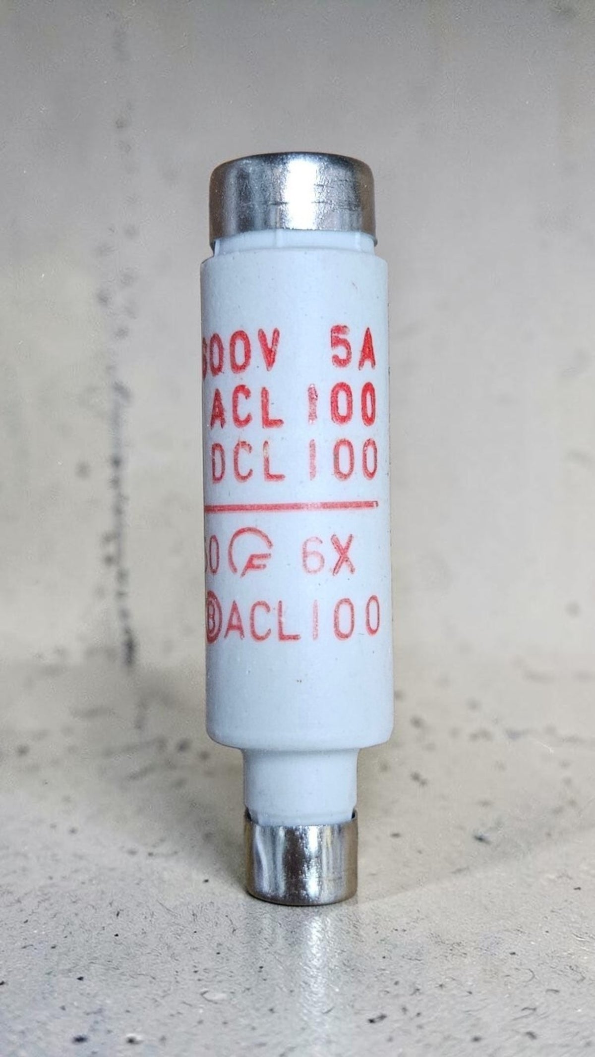 Fuji Electric Fuse, BLA005 5A 600VAC/DC