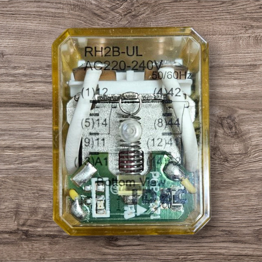 IDEC Relay RH2B-UL, AC220-240V, 50/60Hz