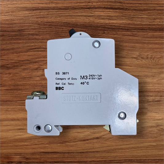 BBC MCB S61, 10A Type 3, 240-415VAC