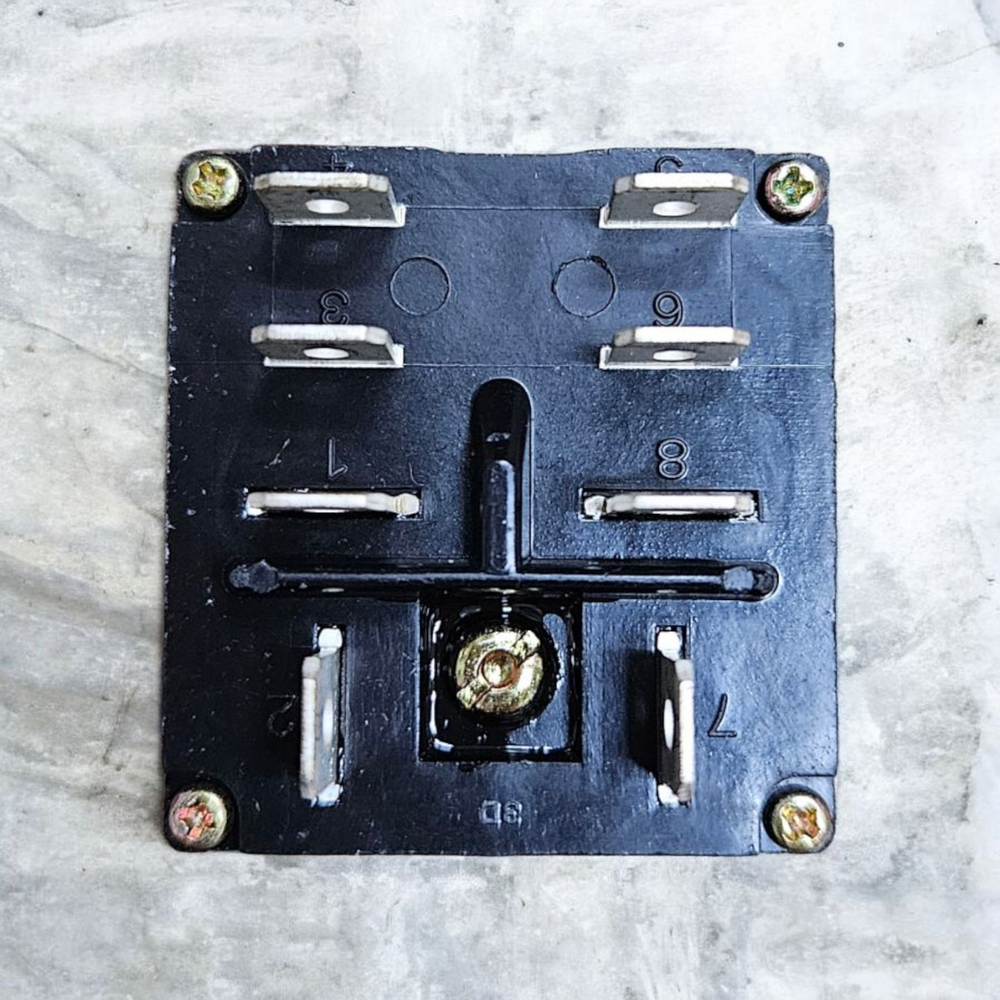 National Relay HG2-AC110
