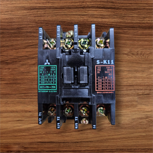 Mitsubishi Contactor SK-11, 230VAC