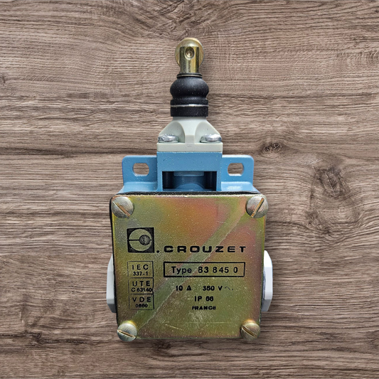 Crouzet Limit Switch 838450 Steel roller plunger