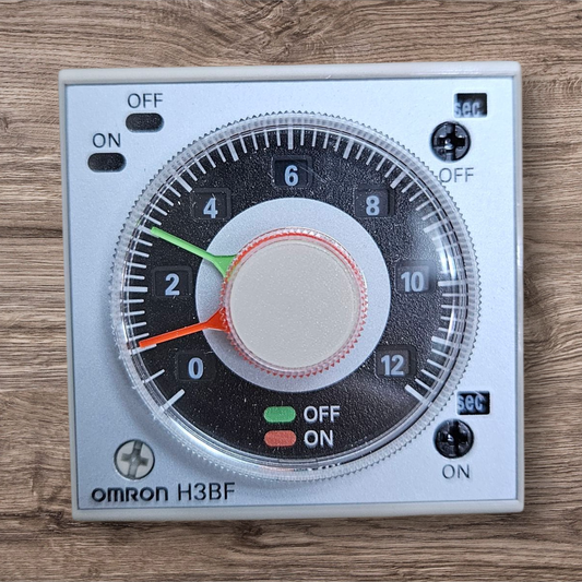 Omron Twin Timer, H3BF-N8, 220VAC