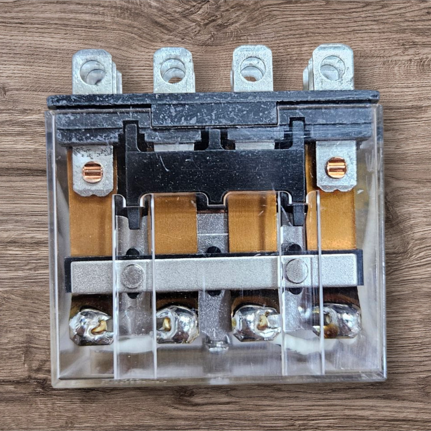 Omron Relay LY4N 220VAC