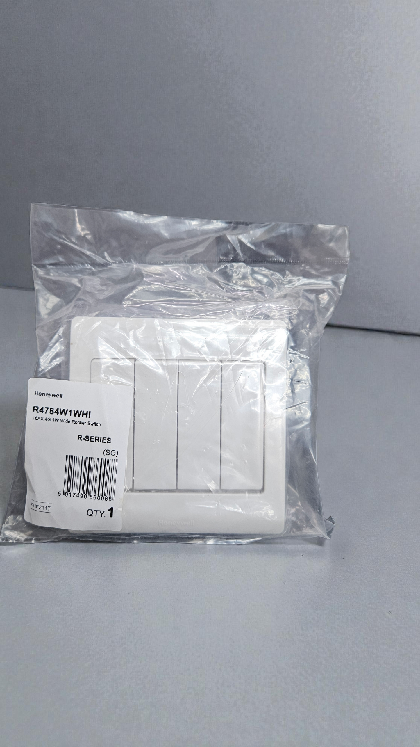 Honeywell R4784W1WHI 16AX 4G 1W Wide Rocker Switch