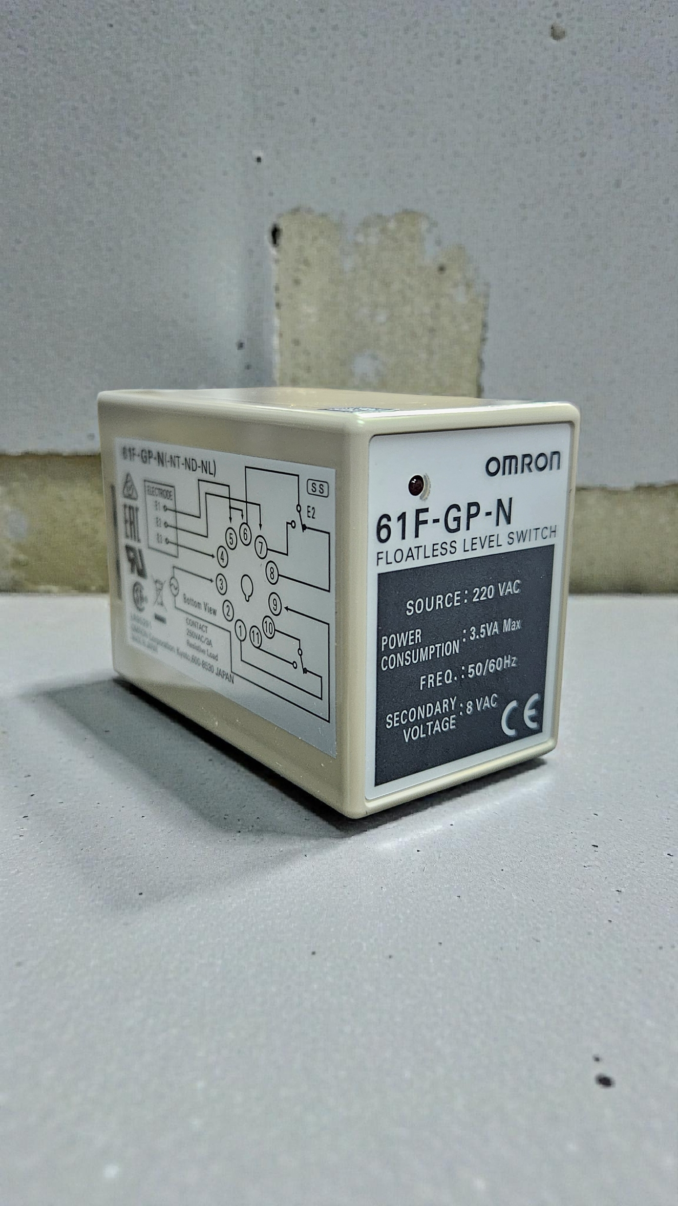 Omron 61F-GP-N, Floatless Level Switch