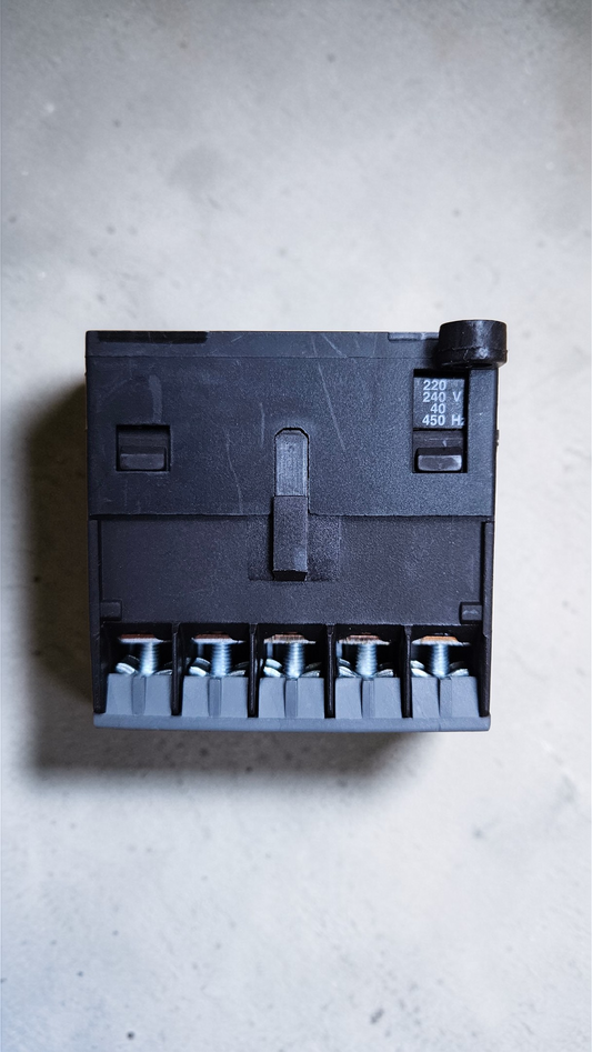 ABB Mini Contactor B6-22-00, 220-240VAC