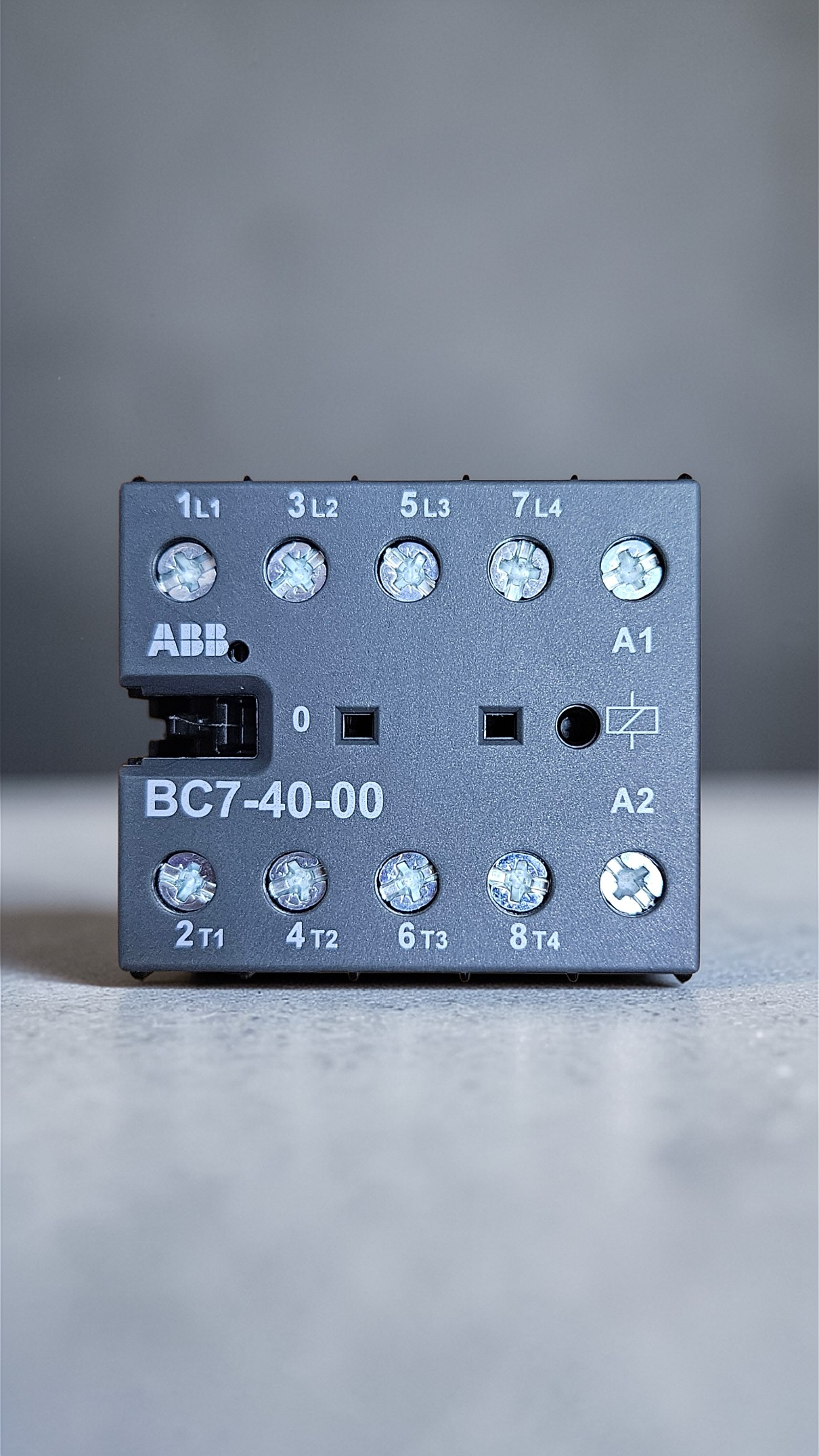 ABB Mini Contactor BC7-40-00, DC24V
