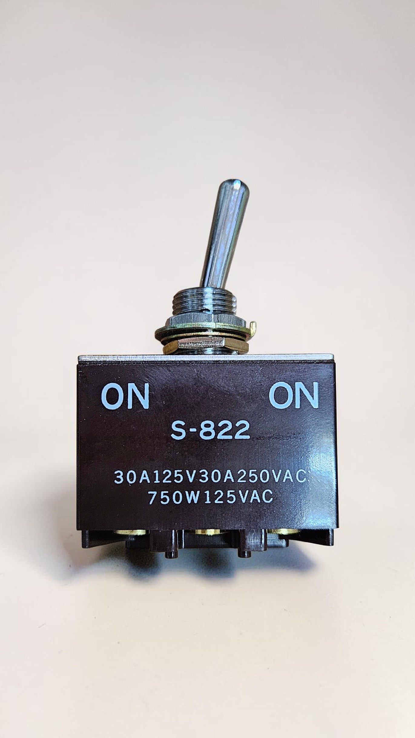 Toggle Switch  S-822 On/On 30A 250VAC
