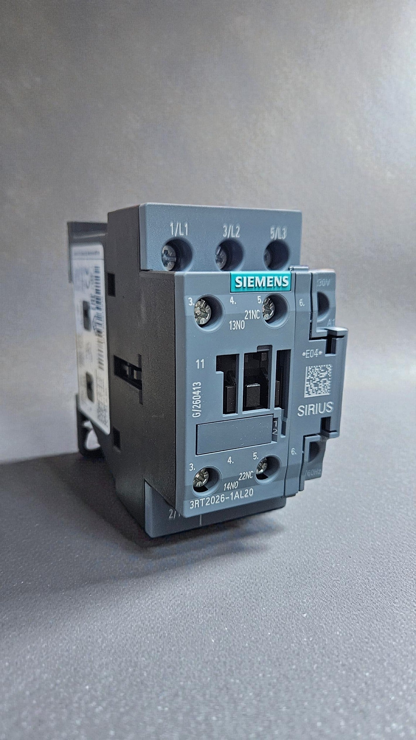 Siemens Magnetic Contactor 3RT2026-1AL20, 230VAC