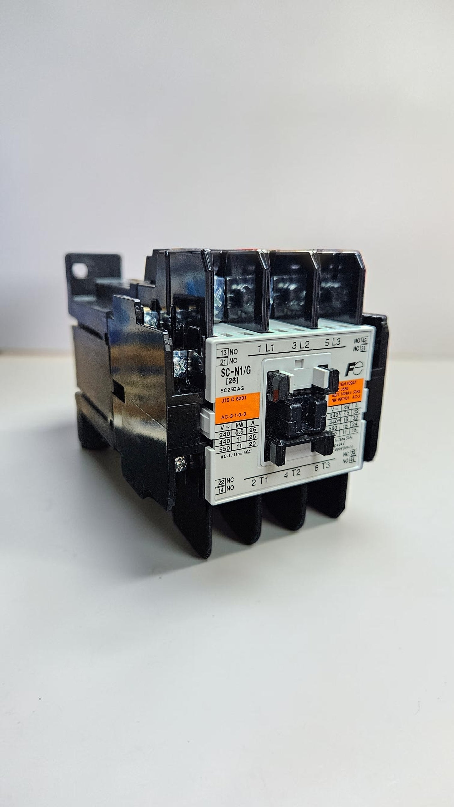 Fuji Magnetic Contactor, SC-N1/G (26) 110VDC