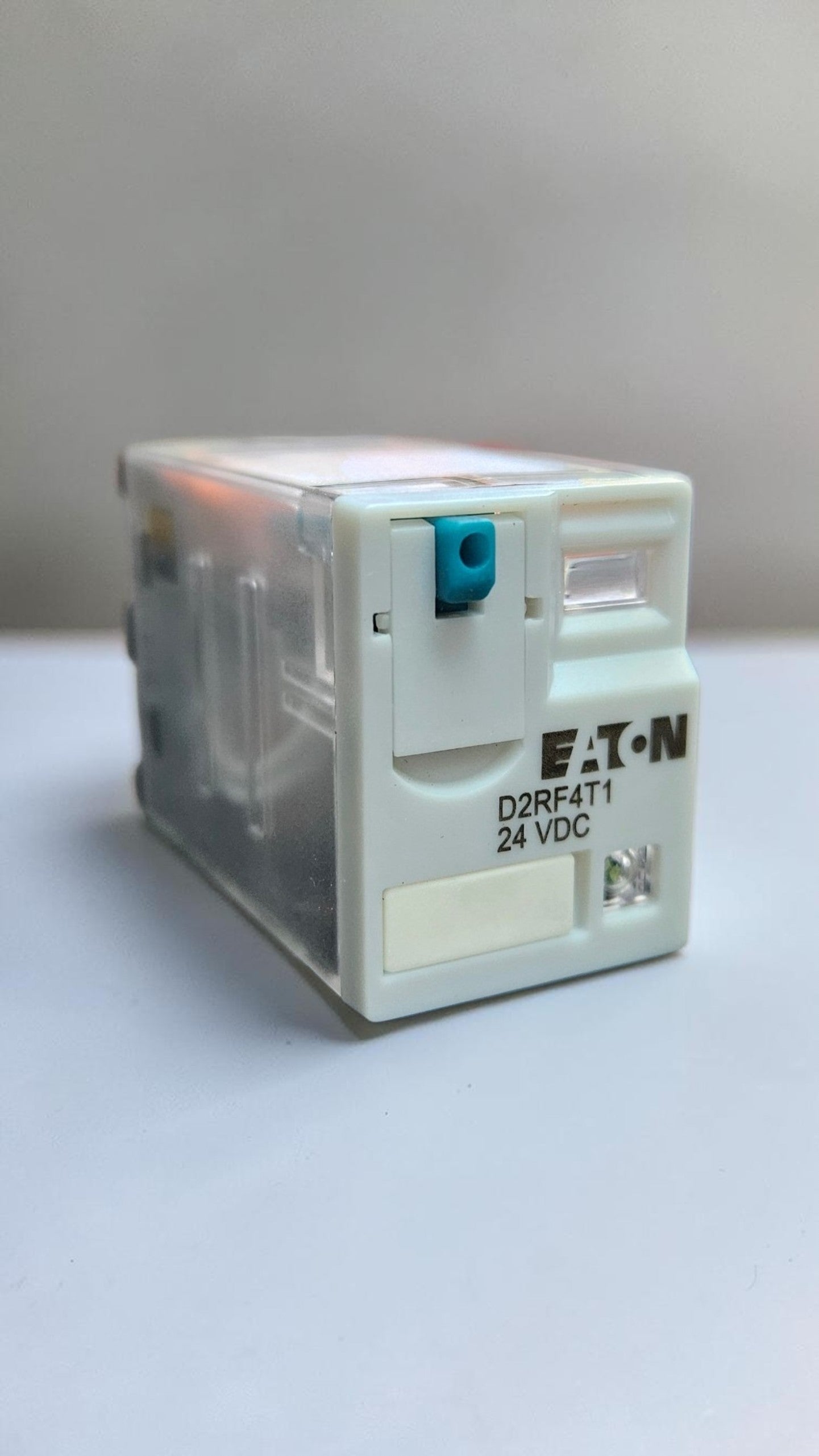 Eaton Relay D2RF4T1, 4 Pole, DC24V