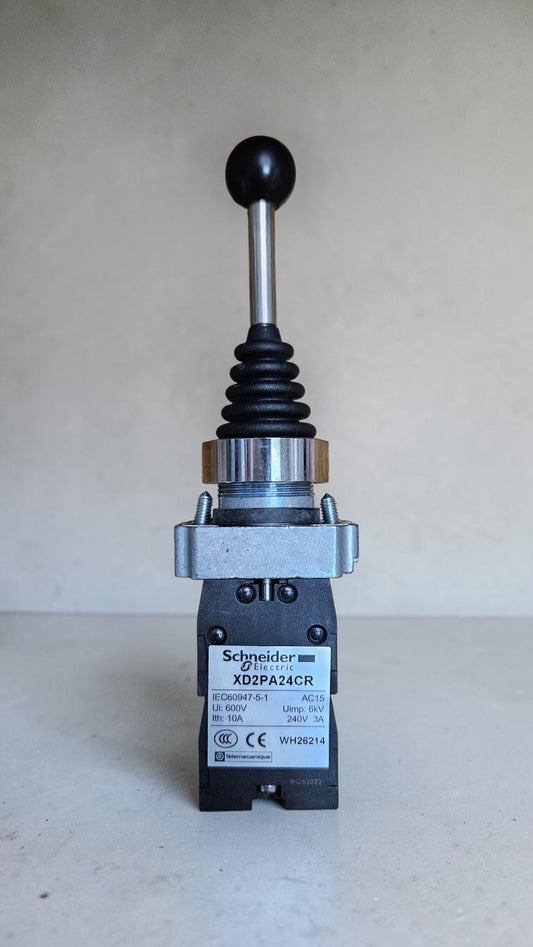 Schneider Joystick Controller XD2PA24CR, 22mm, 4 Postion, 4NO, Spring Return