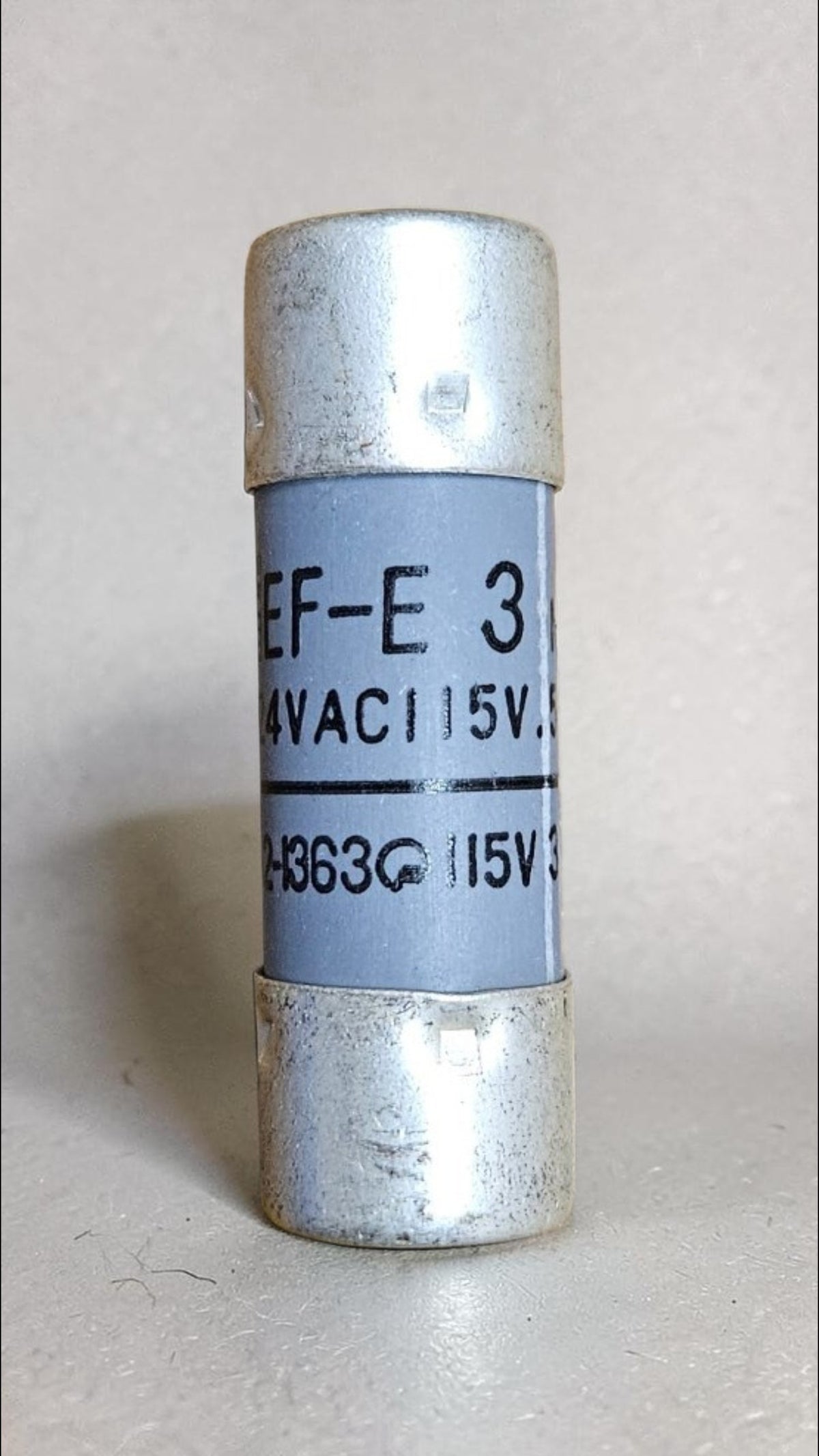 Fuji Fuse EF-E3, 3A, 24VDC/115VAC, 10x30MM