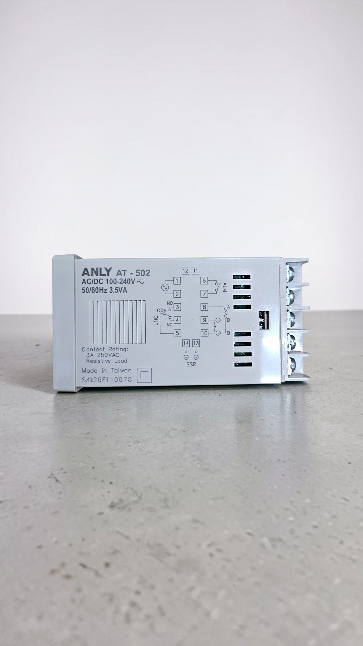 Anly Temperature Controller, AT-502, 48x48mm, 100-240VAC/DC