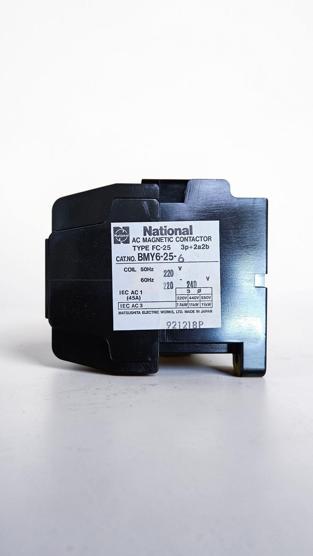 Matsushita AC Magnetic Contactor FC-25, BMY6-25-6, 220-240VAC, 11kW