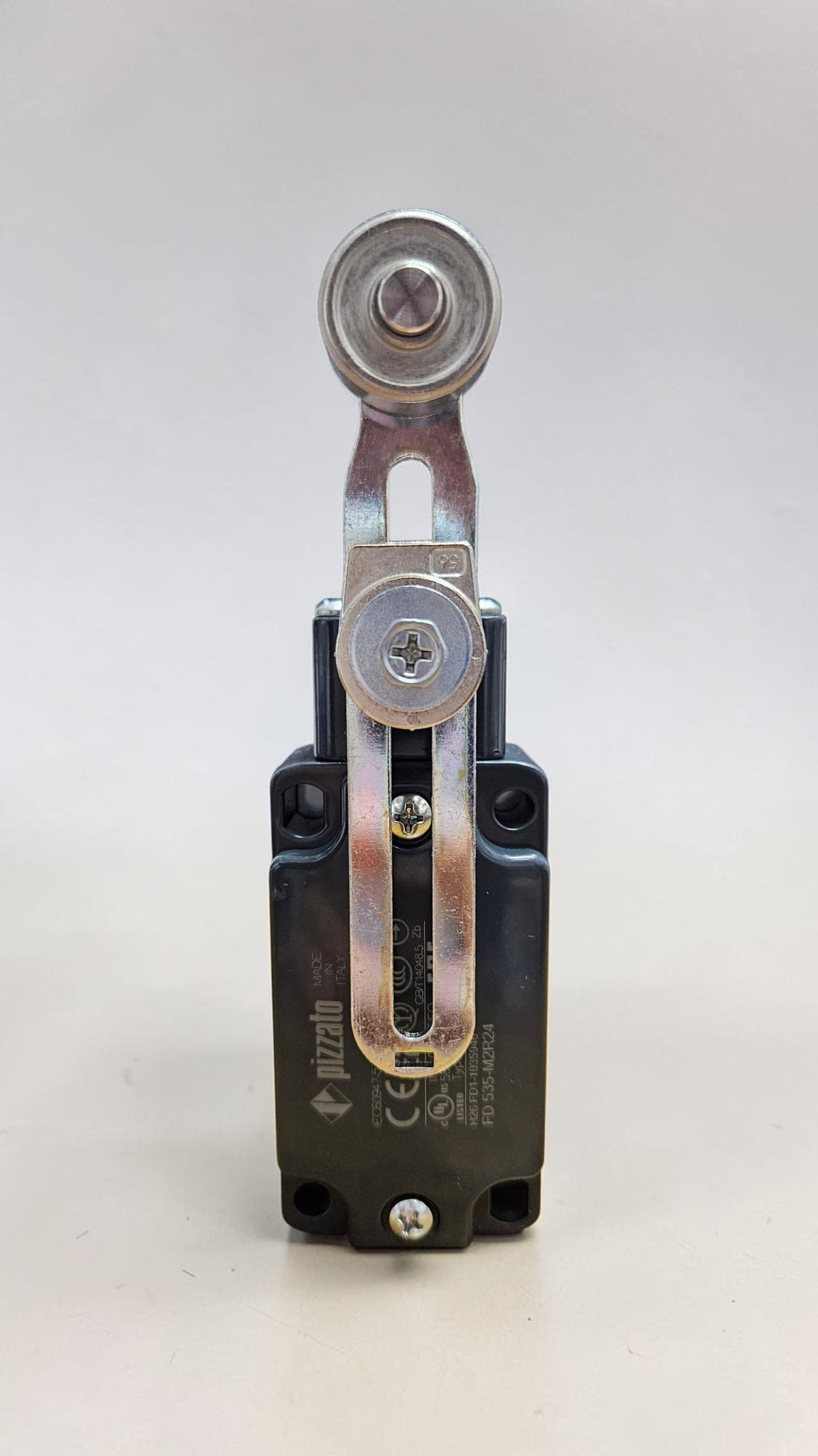 Pizzato Limit Switch FD535-M2R24 Position Switch With Adjustable Roller Lever