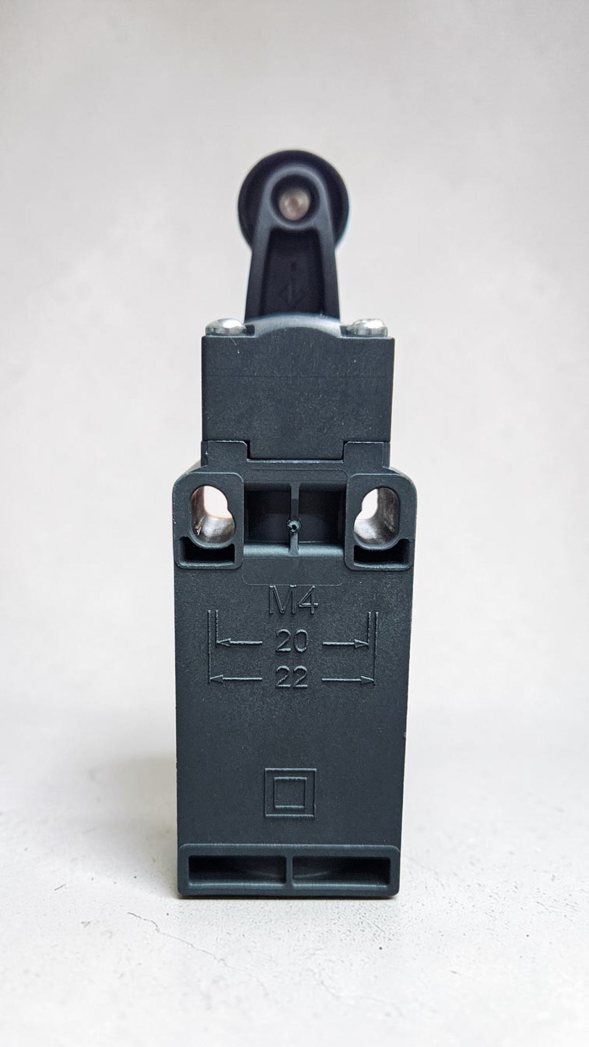 Pizzato Mini Limit Switch FR530-M2, Position Switch With Roller Lever, Protection Degree IP67