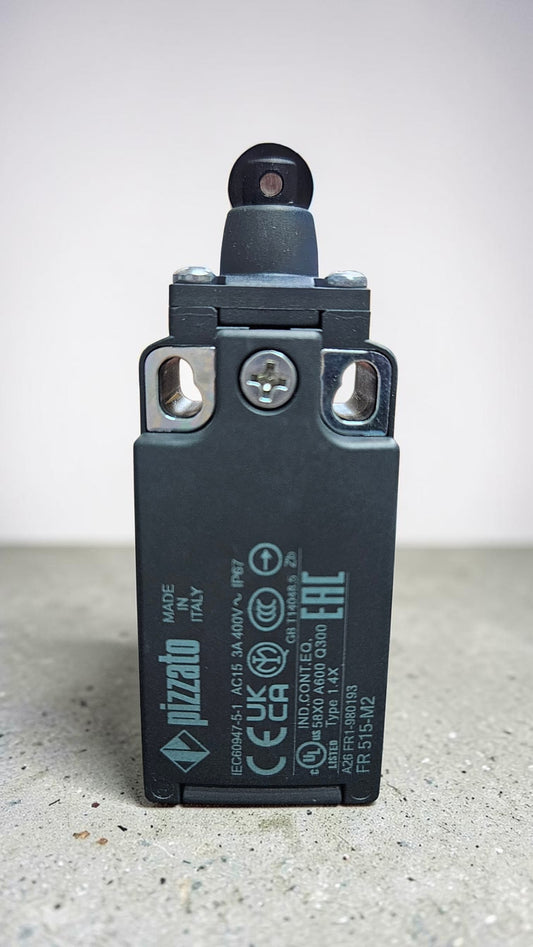 Pizzato Mini Limit Switch FR515-M2, Roller Piston Plunger, 1NO+1NC, Snap Action, IP67
