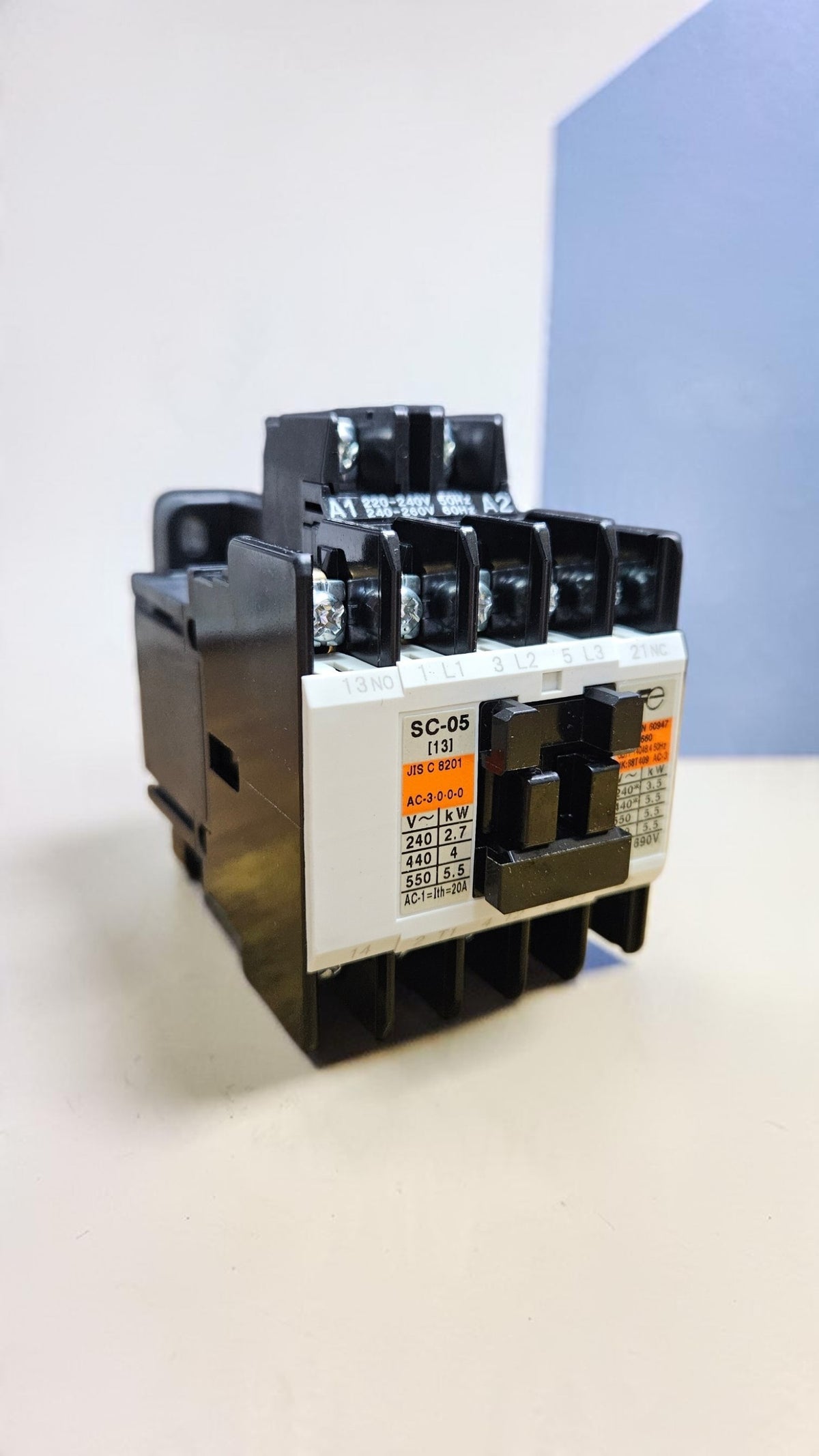 Fuji Magnetic Contactor, SC-05, 200-240VAC, 5.5kw