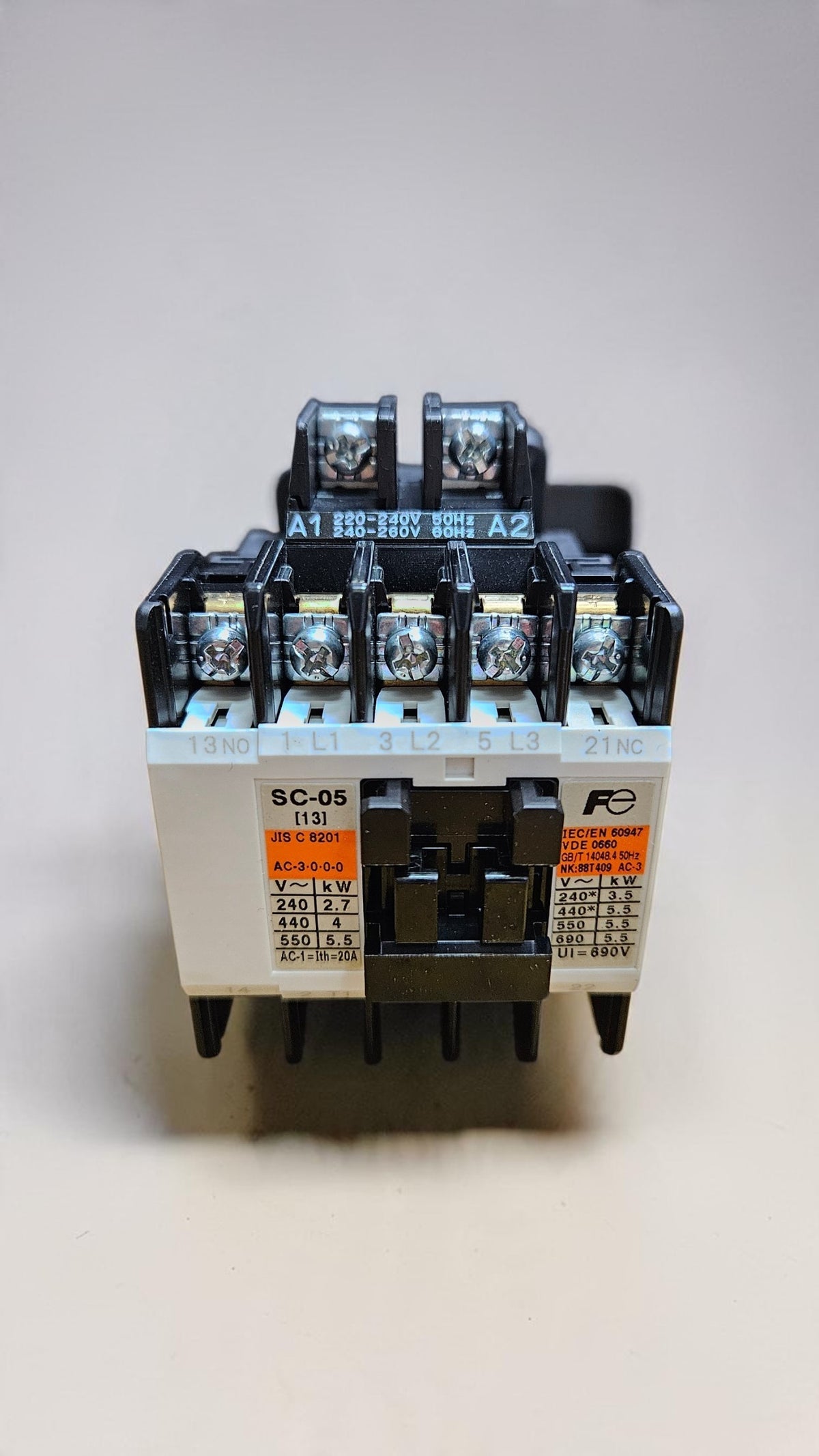 Fuji Magnetic Contactor, SC-05, 200-240VAC, 5.5kw
