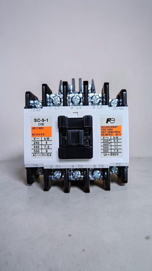 Fuji Magnetic Contactor, SC-5-1, 200-260VAC, 32A, 11kW