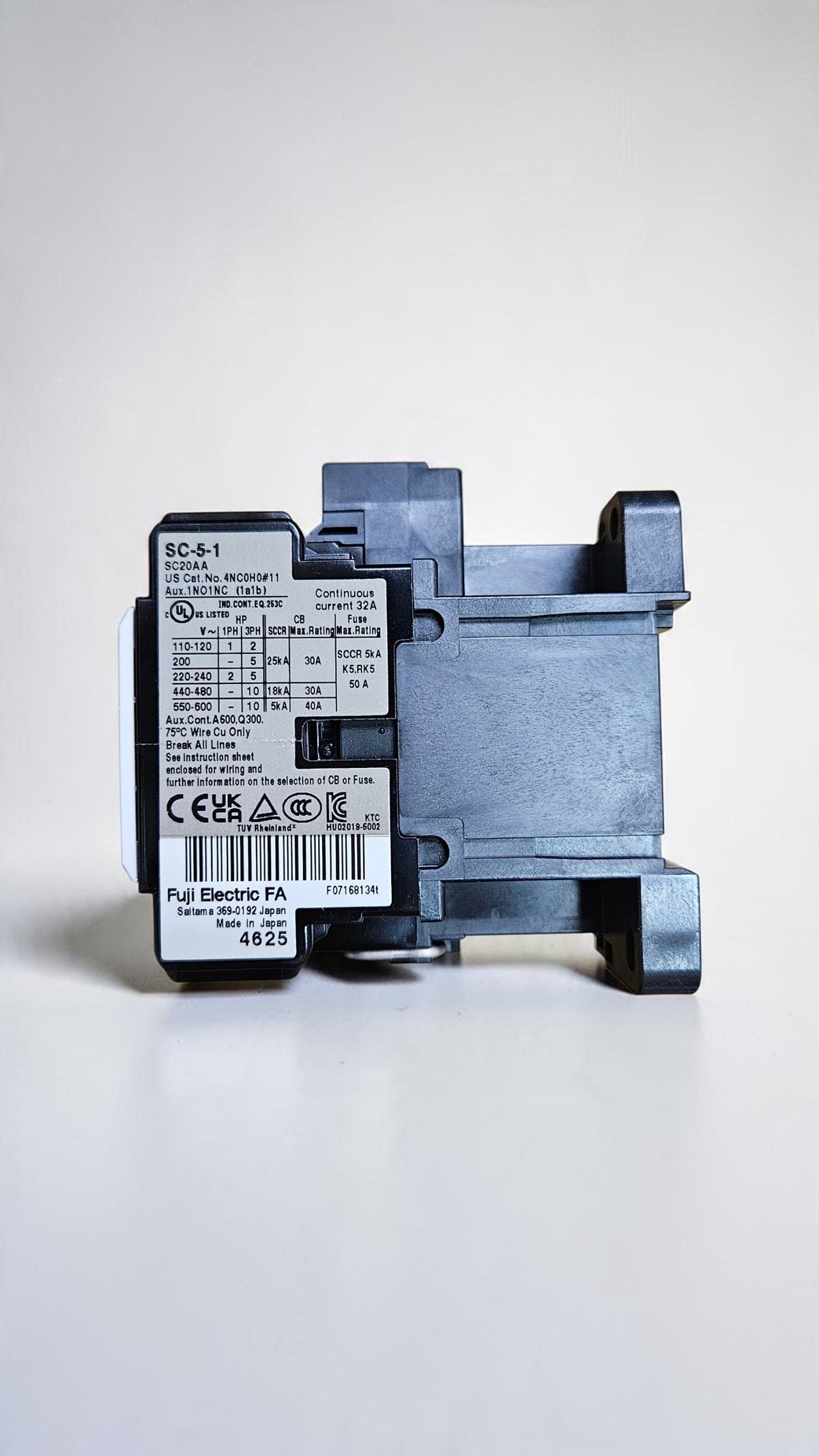 Fuji Magnetic Contactor, SC-5-1, 200-260VAC, 32A, 11kW