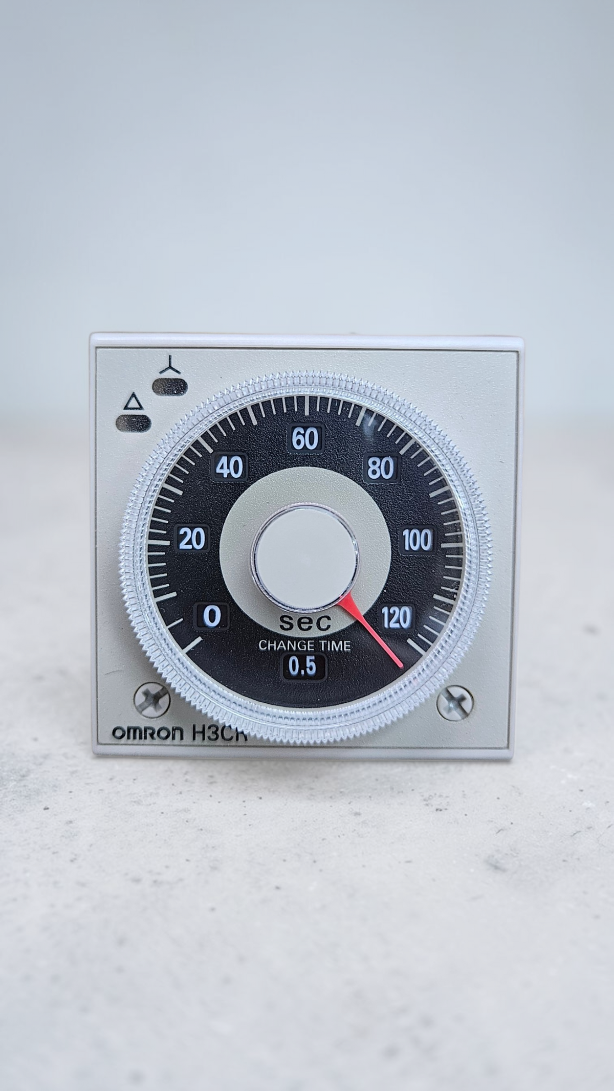 Omron H3CR-G8L Star Delta Timer, 6/12/60/120 S, 220-240VAC