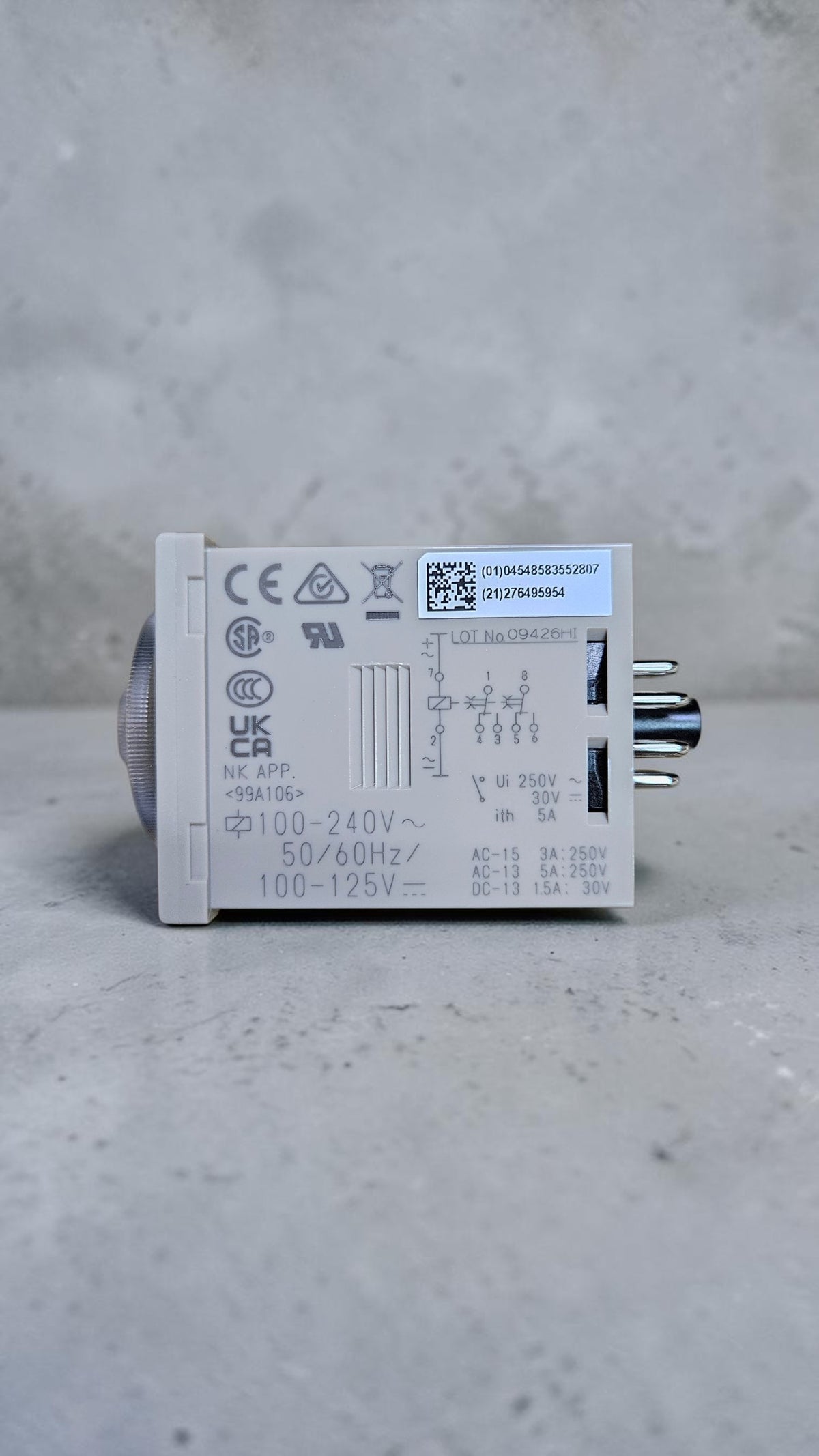 Omron H3CR-F8, Twin Timer, 100-250VAC/DC, Time 0.05S-300H
