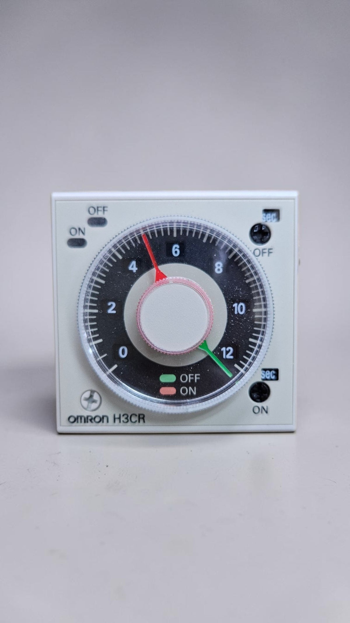 Omron H3CR-F8, Twin Timer, 100-250VAC/DC, Time 0.05S-300H