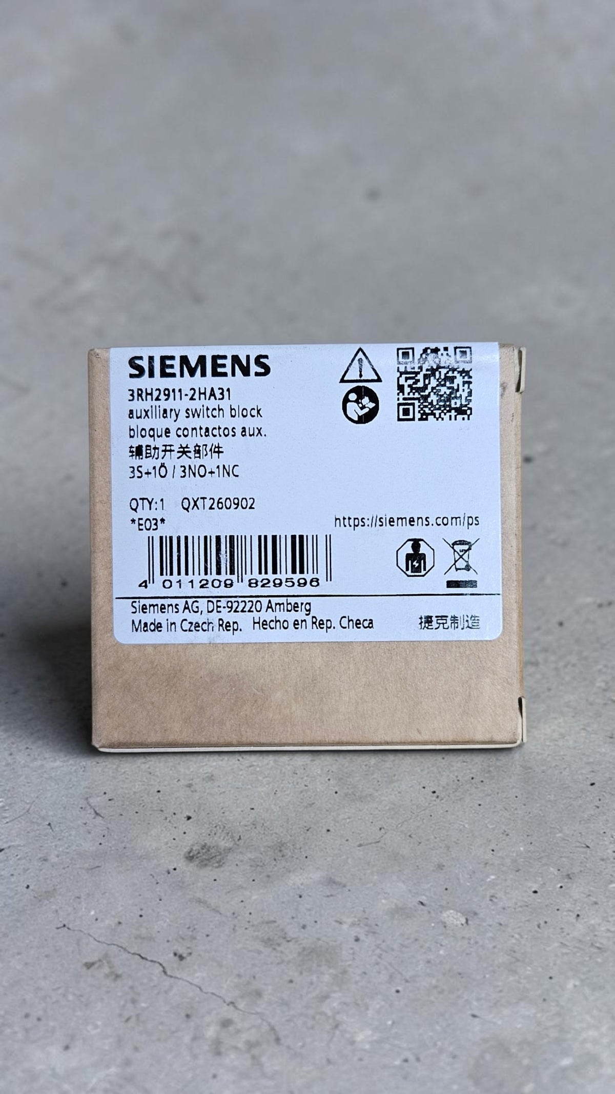 Siemens Auxillary Contact 3RH2911-2HA31, 3NO+1NC